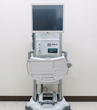 写真：白内障手術 超音波乳化吸引装置